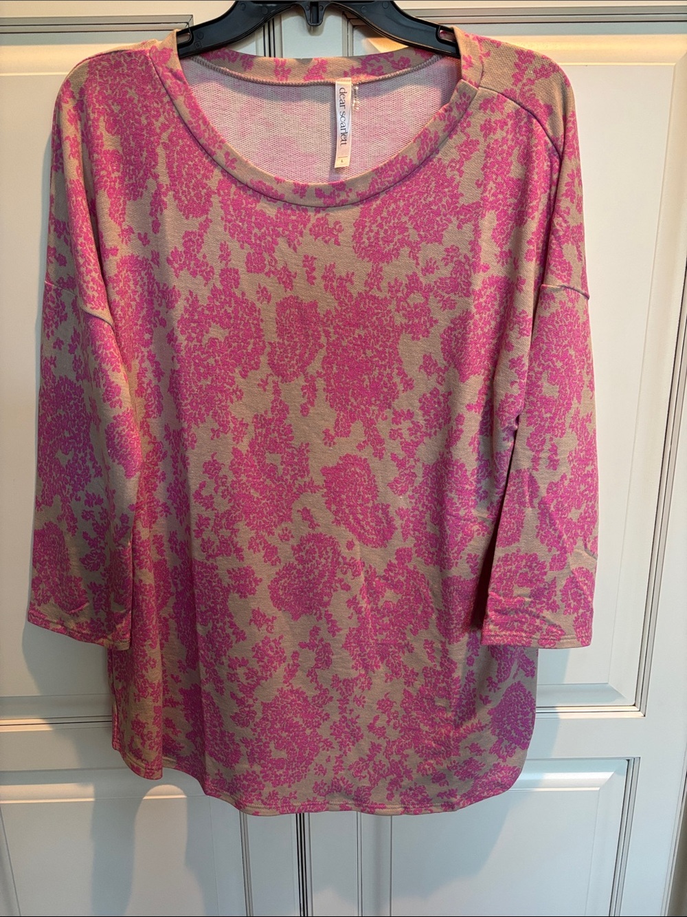 Dear Scarlett Pink and Beige Paisley Print 3/4 Sleeve Tee